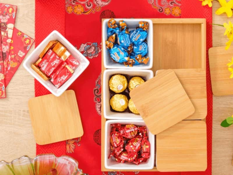 Cách trang trí bánh kẹo Tết đẹp theo Phong Thủy