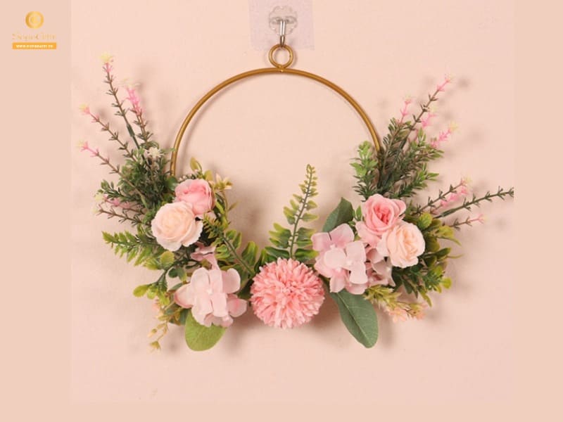 Tự làm vòng trang trí Tết handmade bằng hoa khô