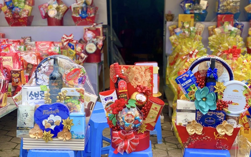 gio-qua-Tet-gia-300k-gom-nhung-gi