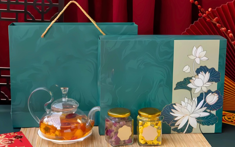 qua-tet-cho-ong-ba-tra-thao-moc