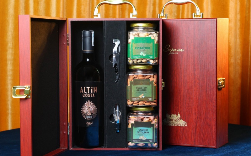 qua-tet-cho-sui-gia-hai-ben-luxury