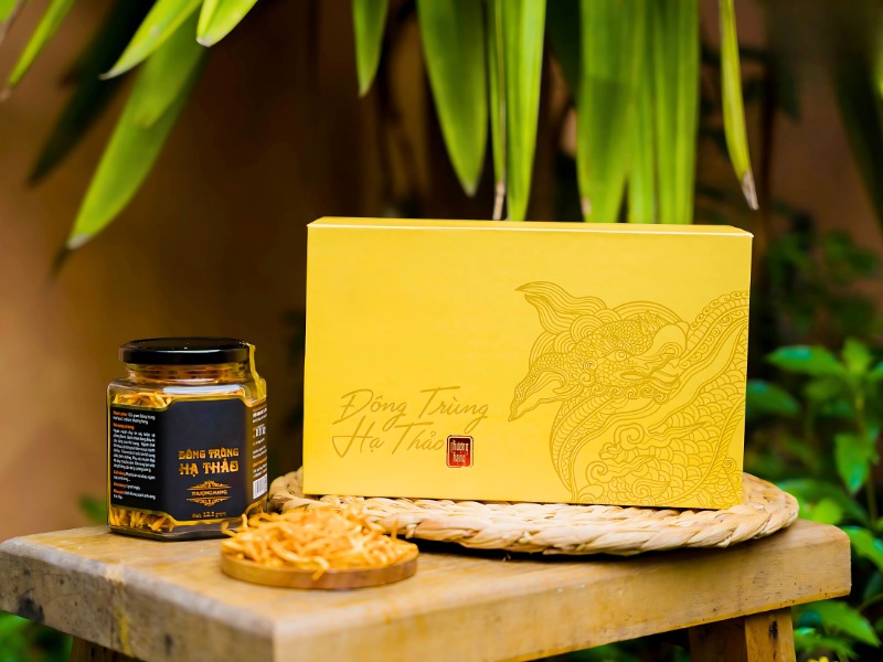 nen-mua-qua-tet-gi-cho-bo-me-vo-dong-trung-ha-thao