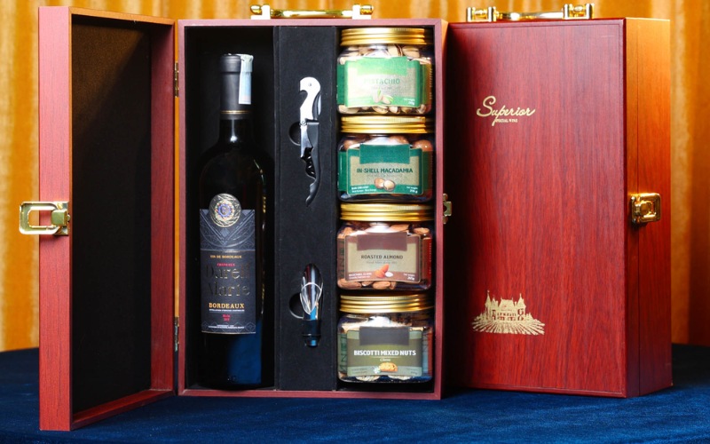 qua-tet-bieu-sep-hop-qua-luxury